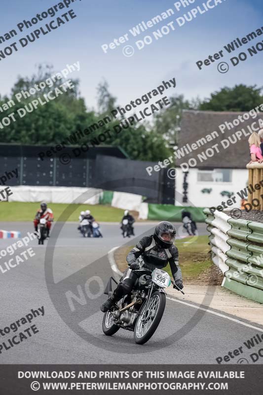 Vintage motorcycle club;eventdigitalimages;mallory park;mallory park trackday photographs;no limits trackdays;peter wileman photography;trackday digital images;trackday photos;vmcc festival 1000 bikes photographs